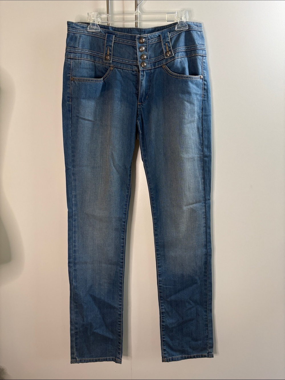 BCBGMaxAzria Straight Leg Jeans in Blue Wash 30